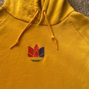 Adidas men’s hoodie size XL